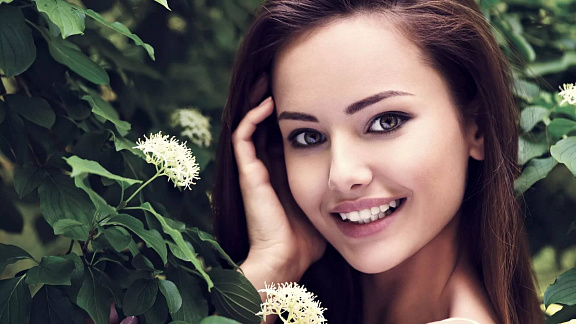 «Омоложение лица с помощью тейпов» - Левонюк Ольга